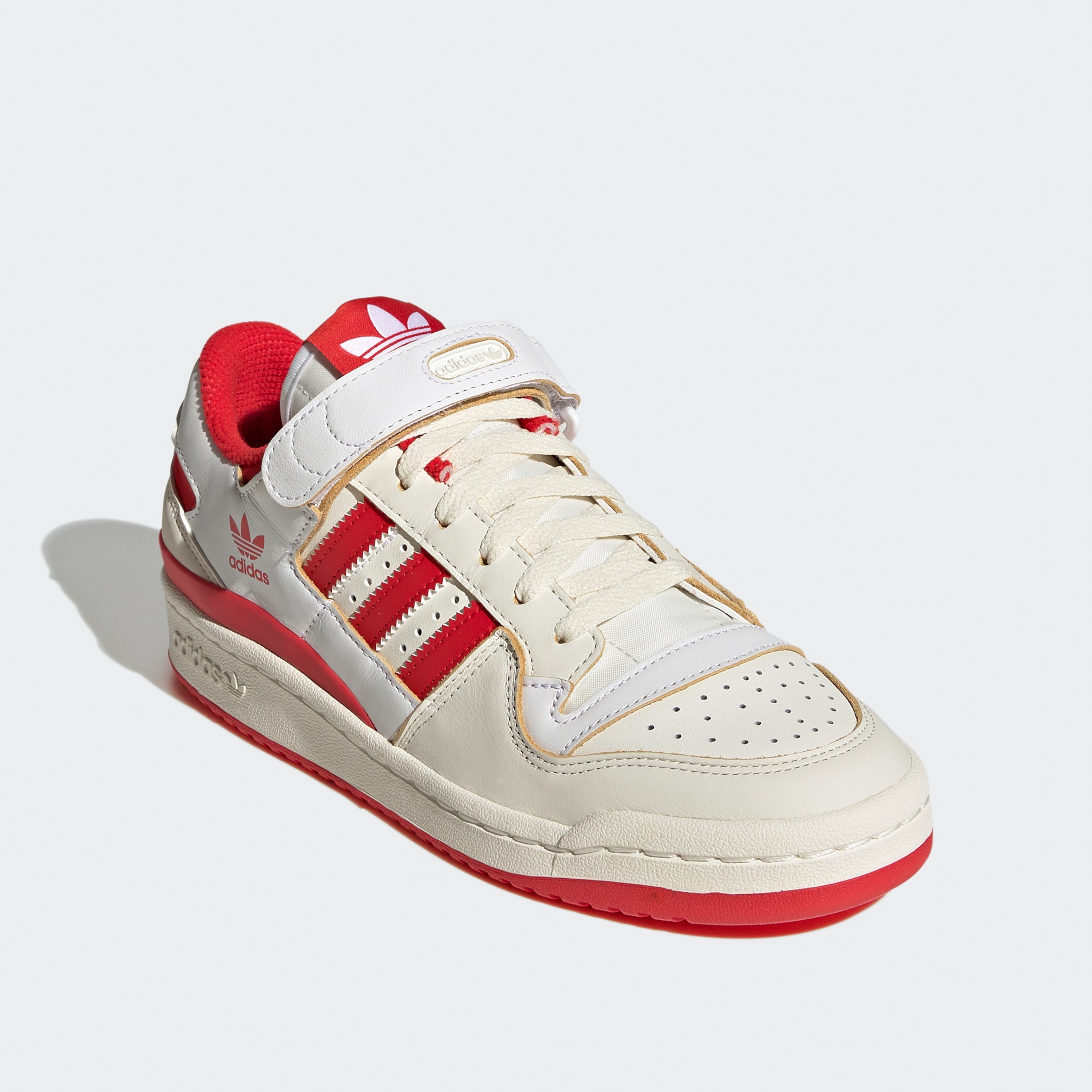 adidas Originals Forum 84 Low W (Off White/Vivid Red/Footwear White ...