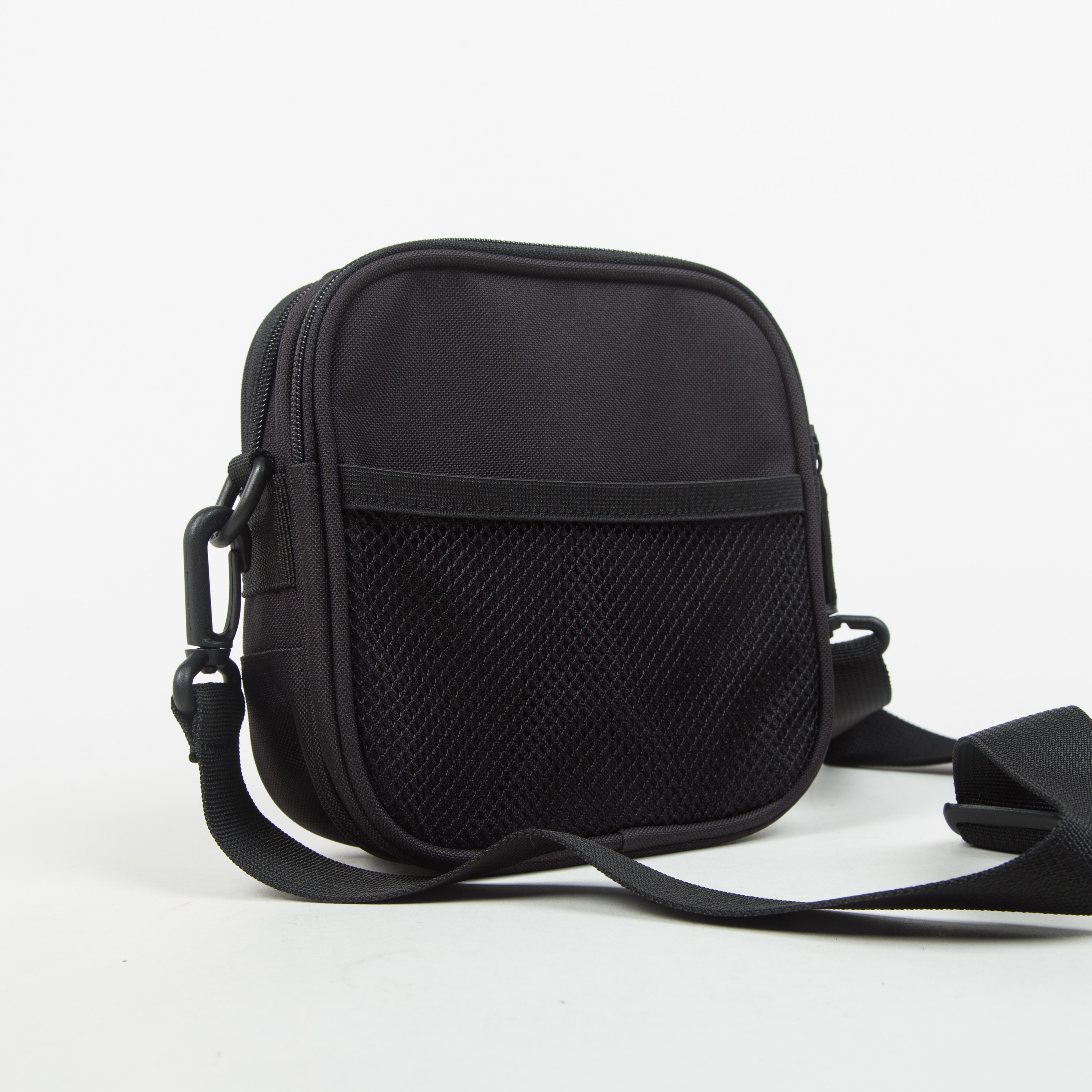 Carhartt Watts Essentials Bag (Black) - Consortium.