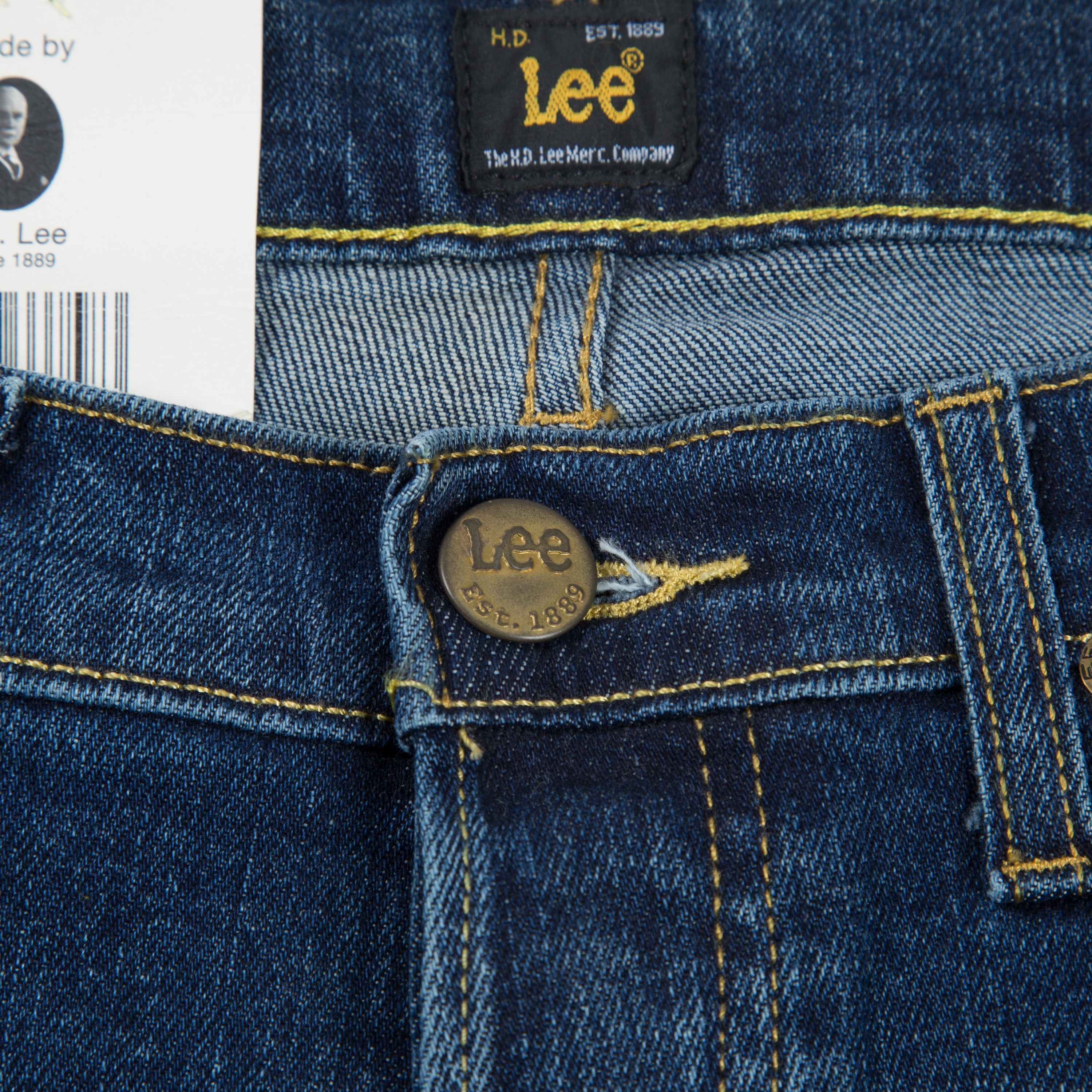 Lee Daren Regular Slim Denim Jeans (Epic Blue) - Consortium.