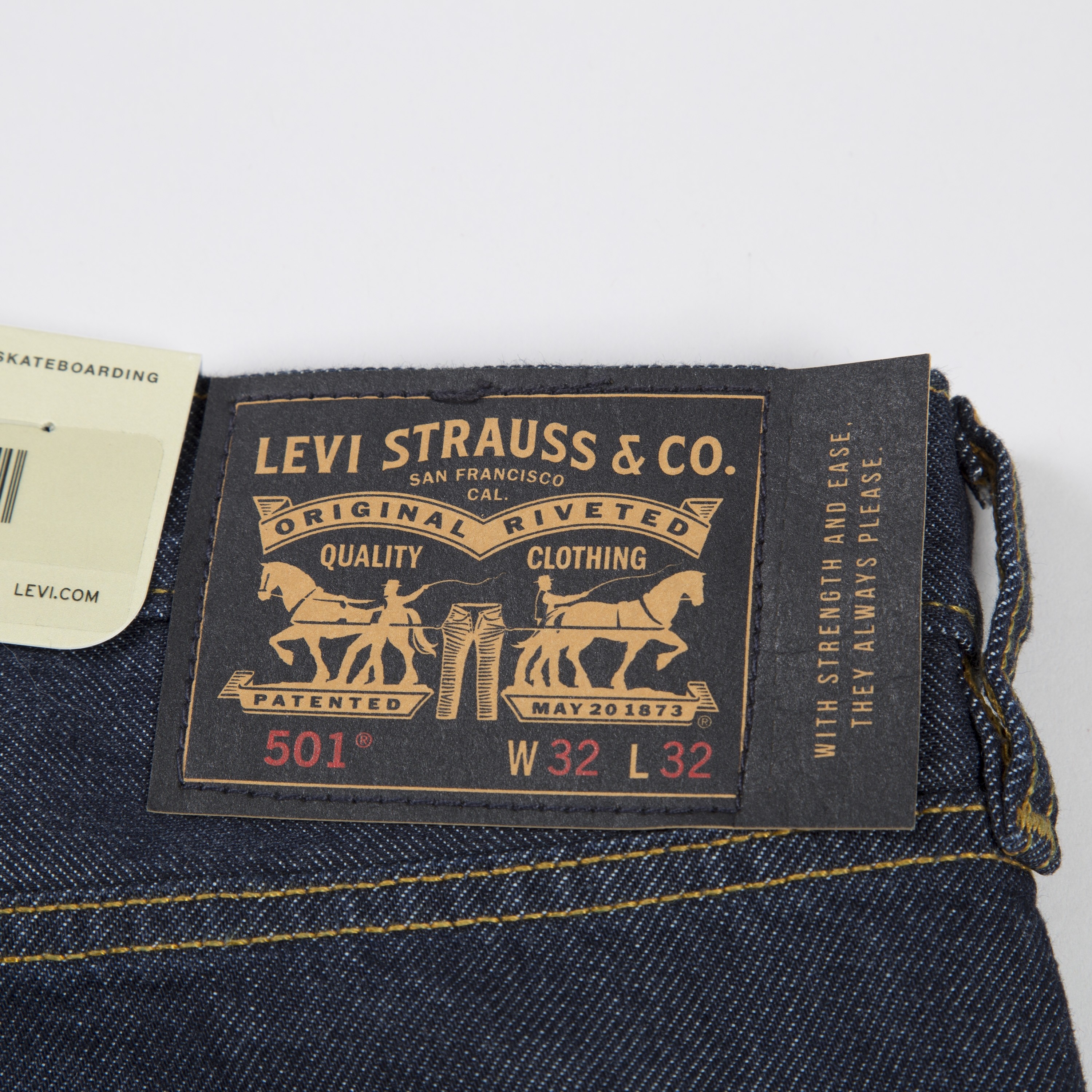 Levi's Skateboarding 501 Original Fit Jeans (S&E STF Indigo Rinse ...