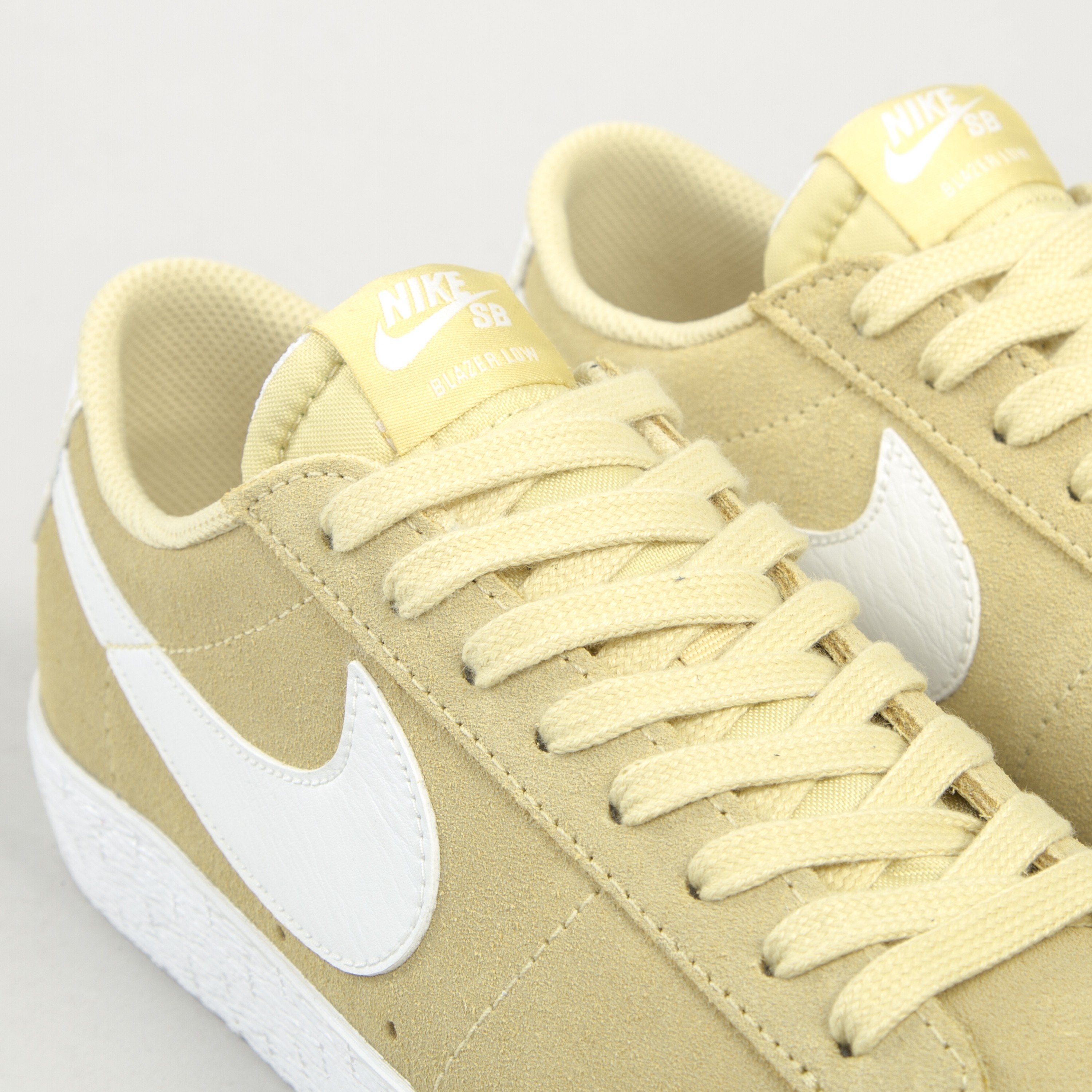 nike blazer lemon wash