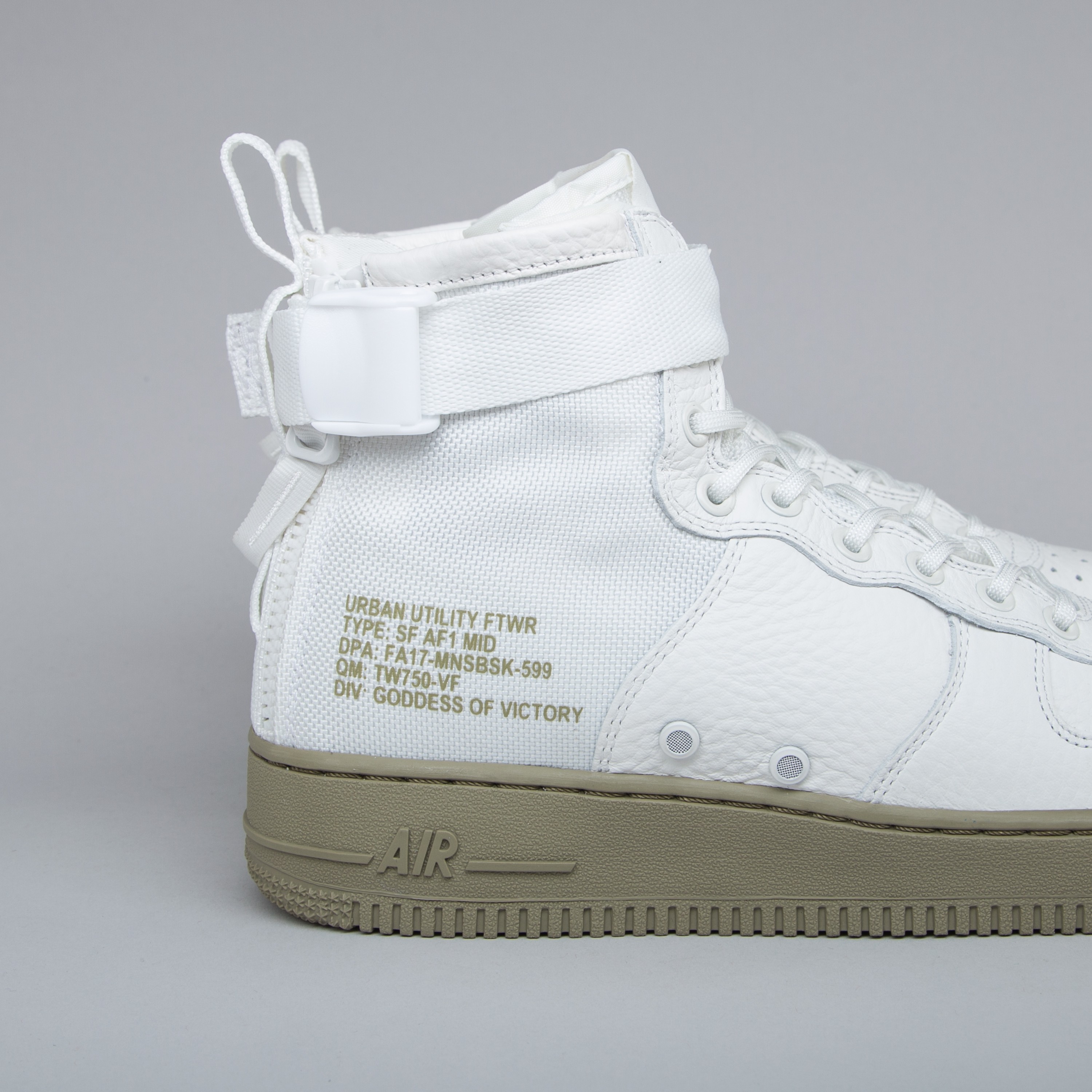Nike Special Field Air Force 1 Mid 'Urban Utility' (Ivory/Ivory-Neutral ...