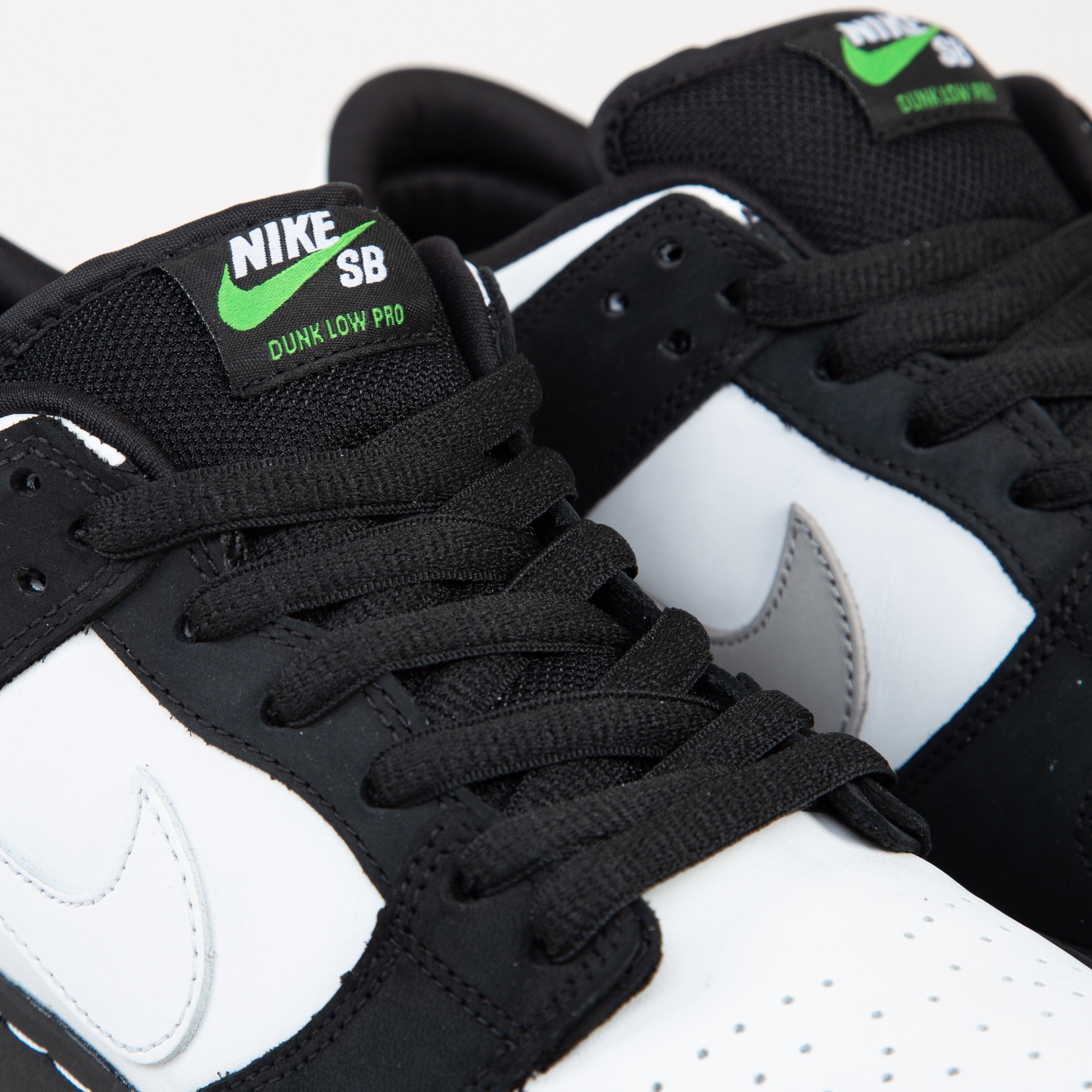 staple dunks