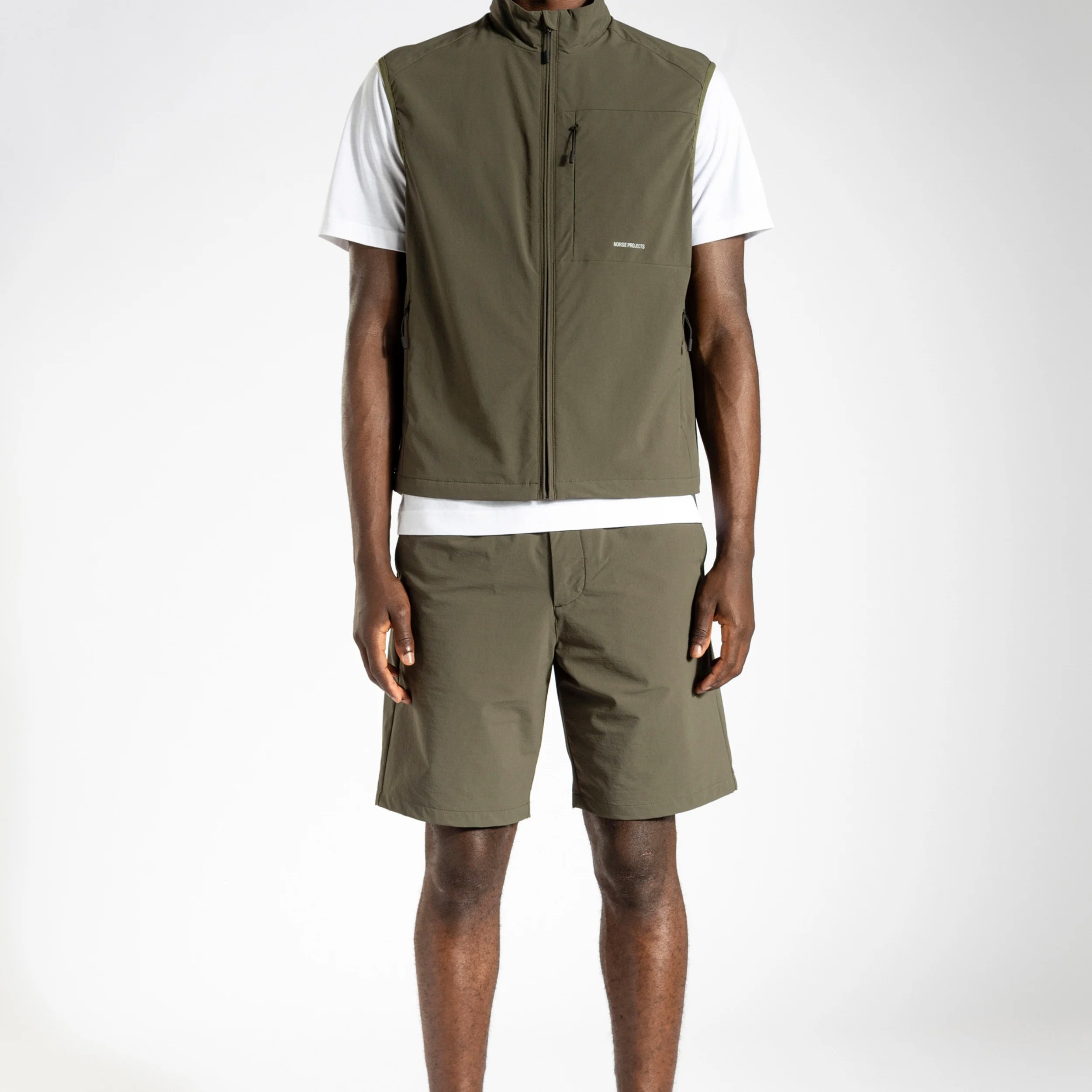 Norse Projects Aaren Travel Solotex Shorts (Ivy Green) - N35-0586 8098 ...