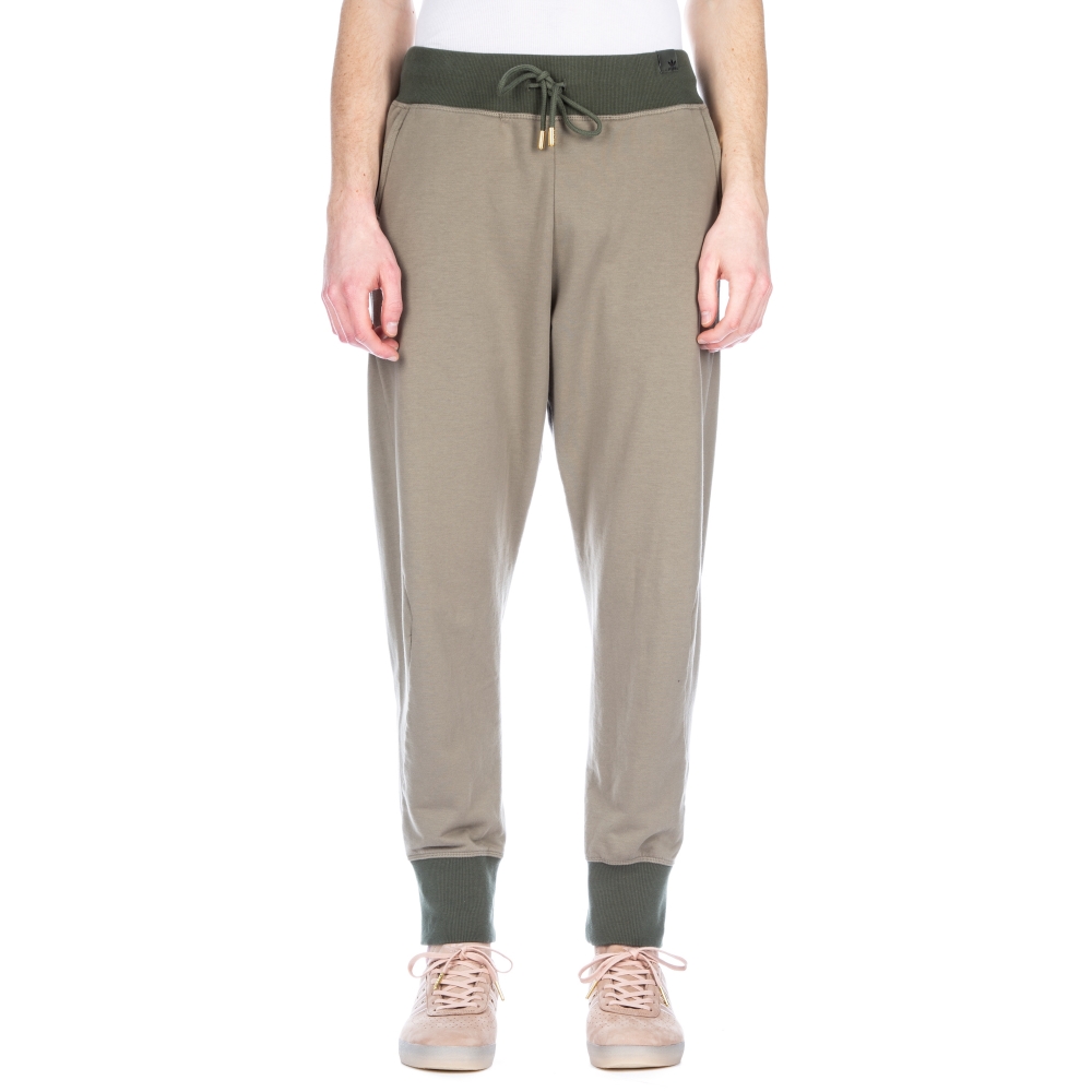 adidas Originals by Oyster Holdings XbyO Sweat Pant (Trace Cargo)