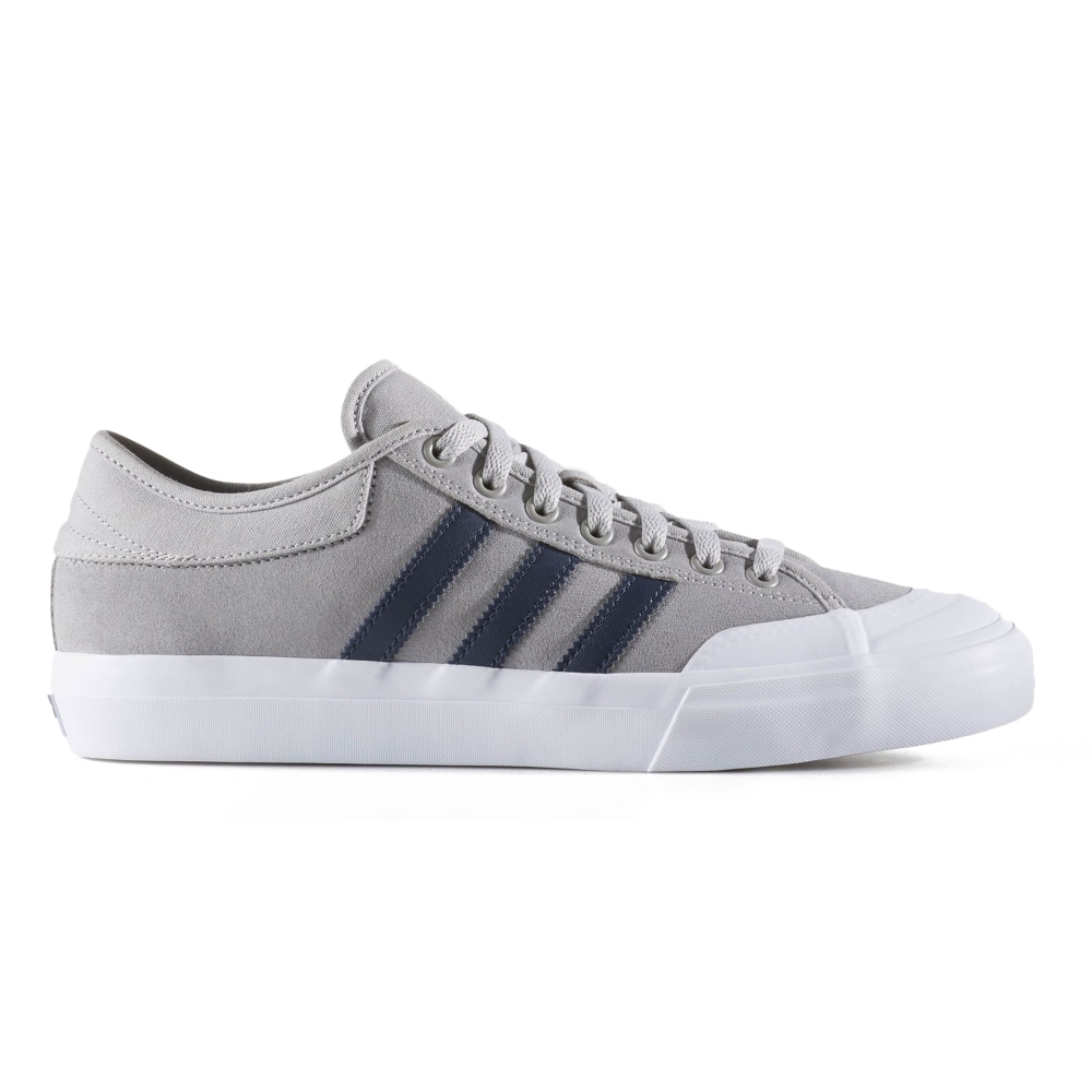 adidas Skateboarding Matchcourt ADV (Medium Grey Heather Solid Grey/Collegiate Navy/Footwear White)