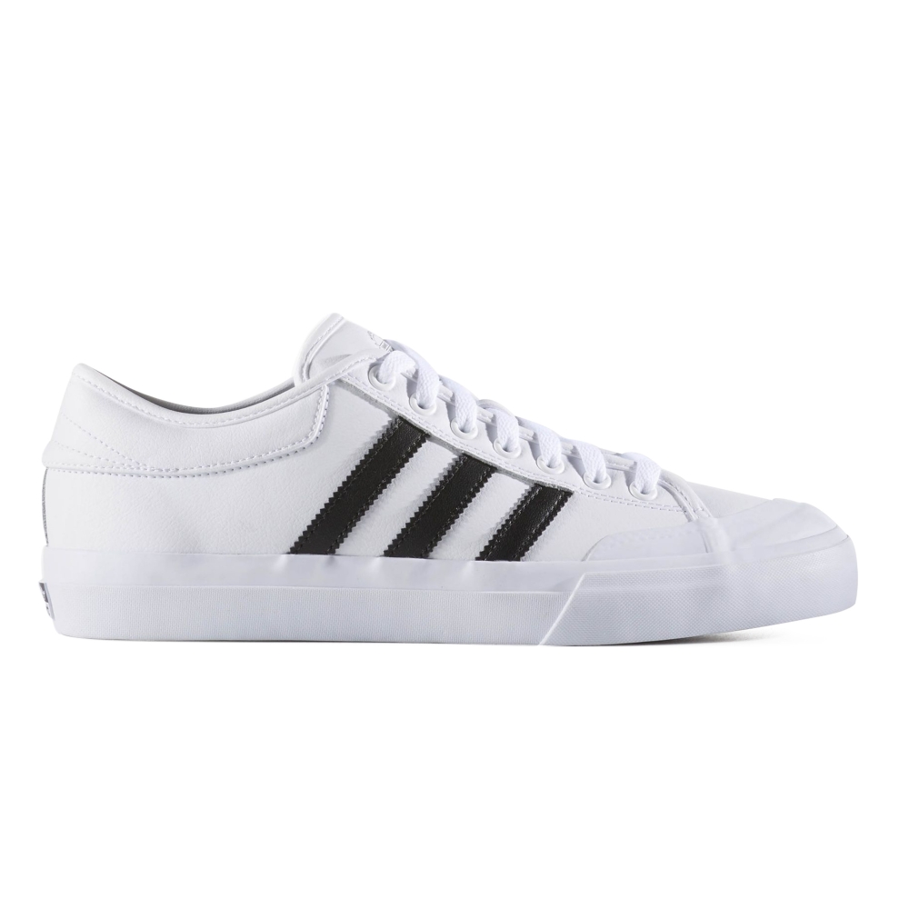 adidas Skateboarding Matchcourt (Footwear White/Core Black/Gum4)