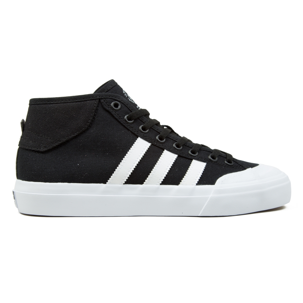 adidas Skateboarding Matchcourt Mid (Core Black/Footwear White/Footwear White)