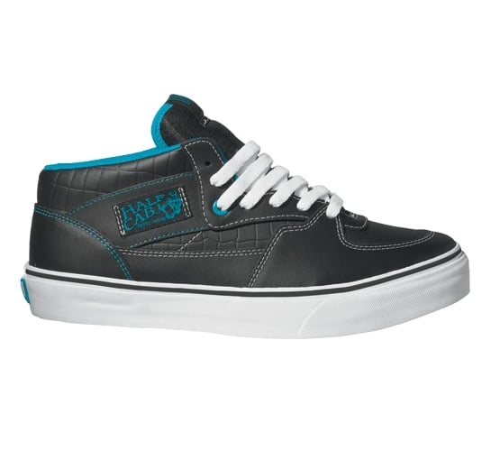 Vans Skate Shoes - Half Cab (Black/Vivid Blue)