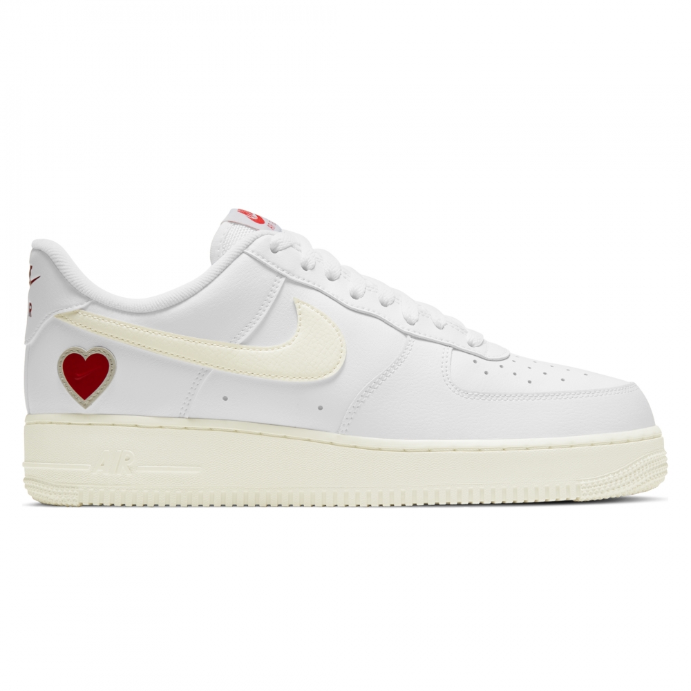 Nike Air Force 1 'Valentine's Day' (White/Sail-University Red)
