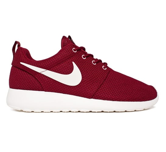 Nike Roshe Run (Team Red/Sail) - Consortium.