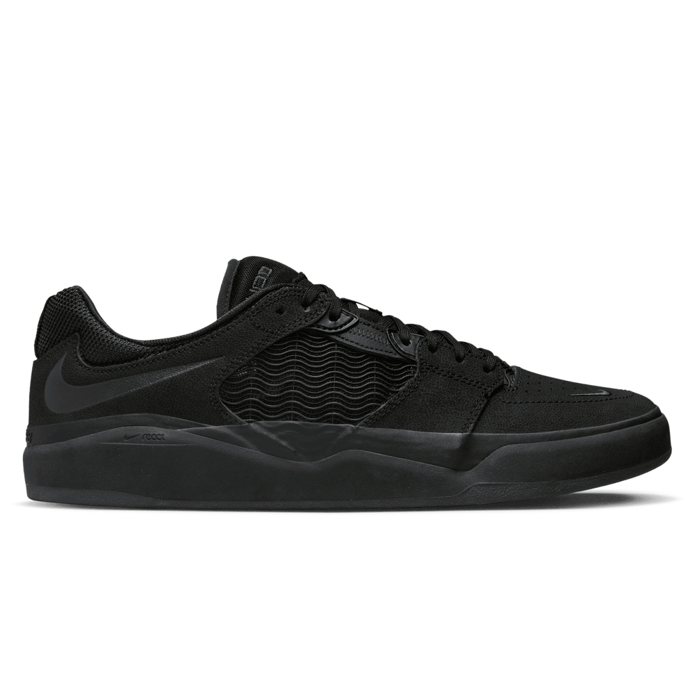 Nike SB Ishod Premium L 'Triple Black' (Black/Black-Black-Black)