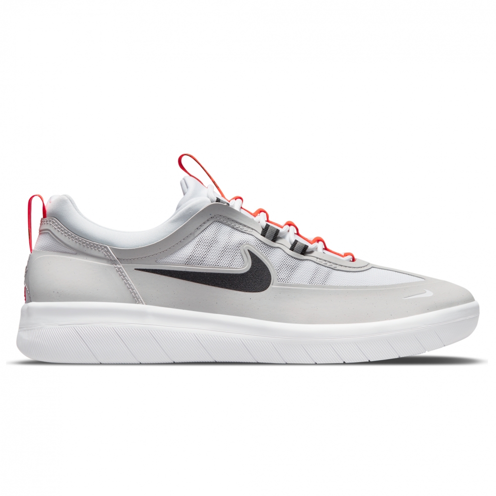 Nike SB Nyjah Free 2 (Neutral Grey/Black-White-Bright Crimson)