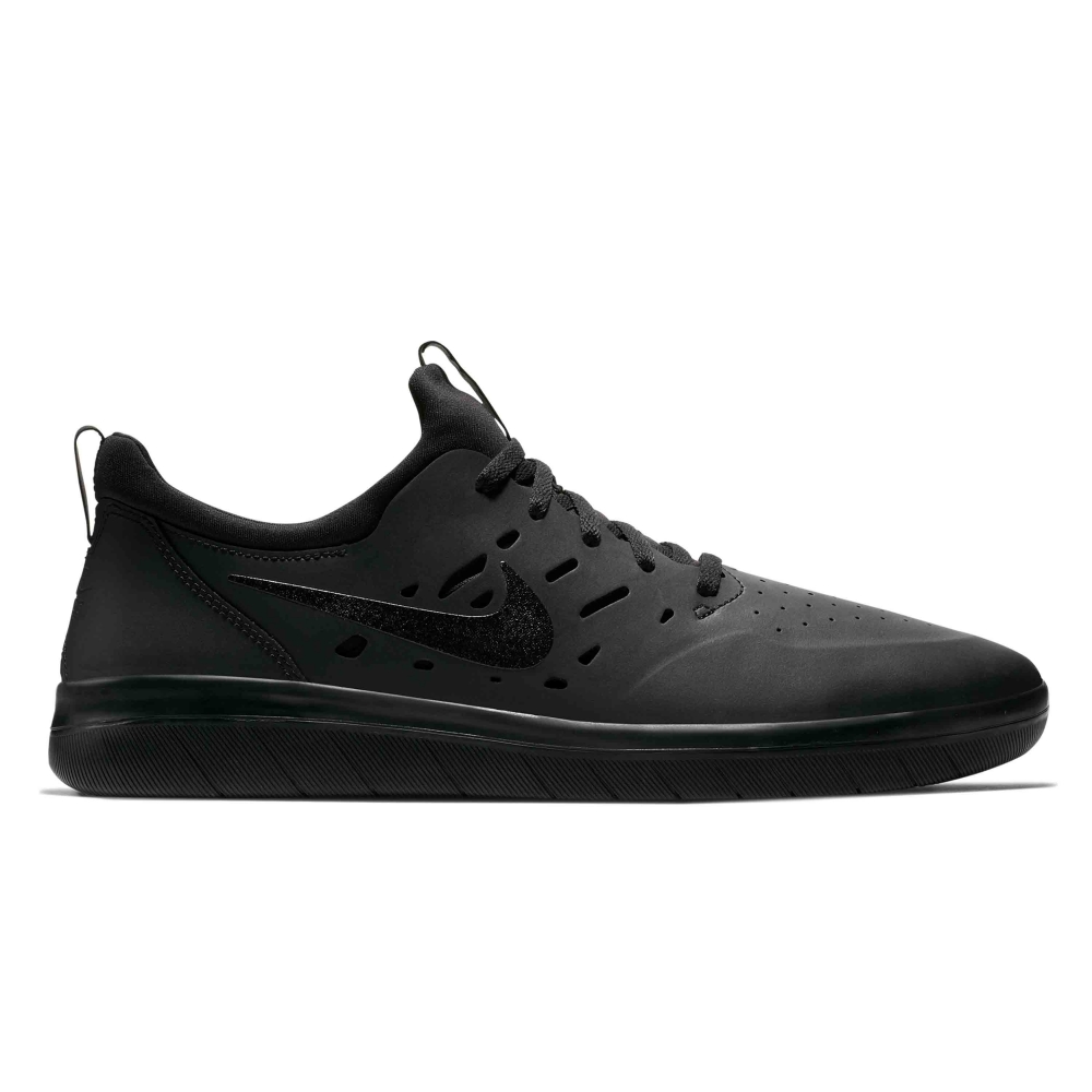 Nike SB Nyjah Free (Black/Black-Black)