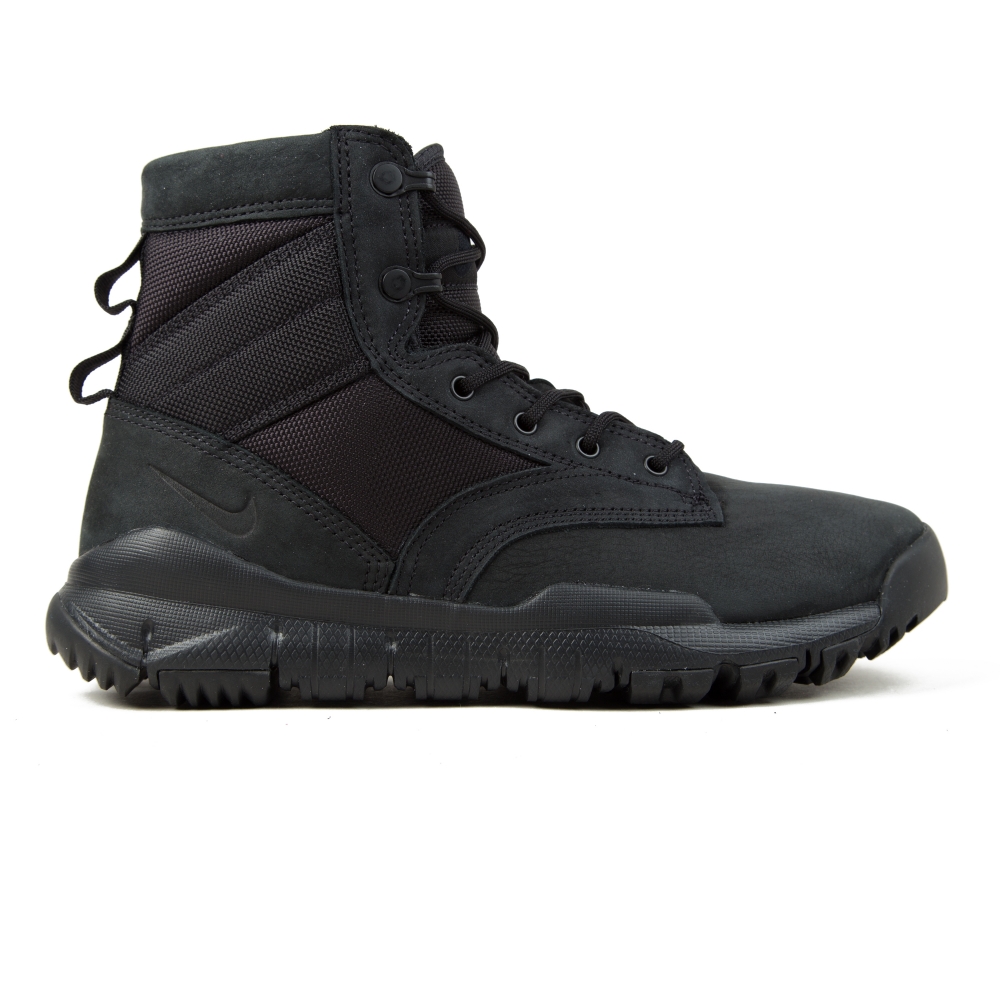 Nike SFB 6" Leather (Black/Black-Black)