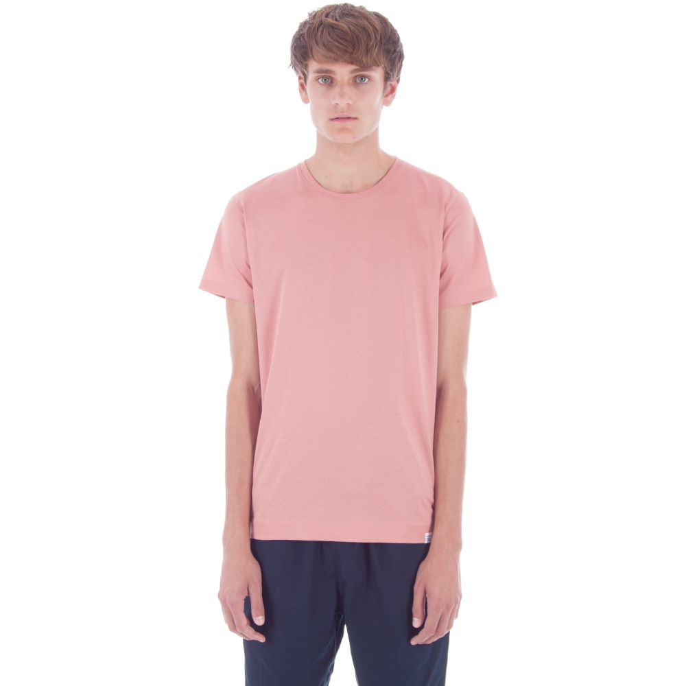 Norse Projects Esben Blind Stitch T-Shirt (Fusion Pink)