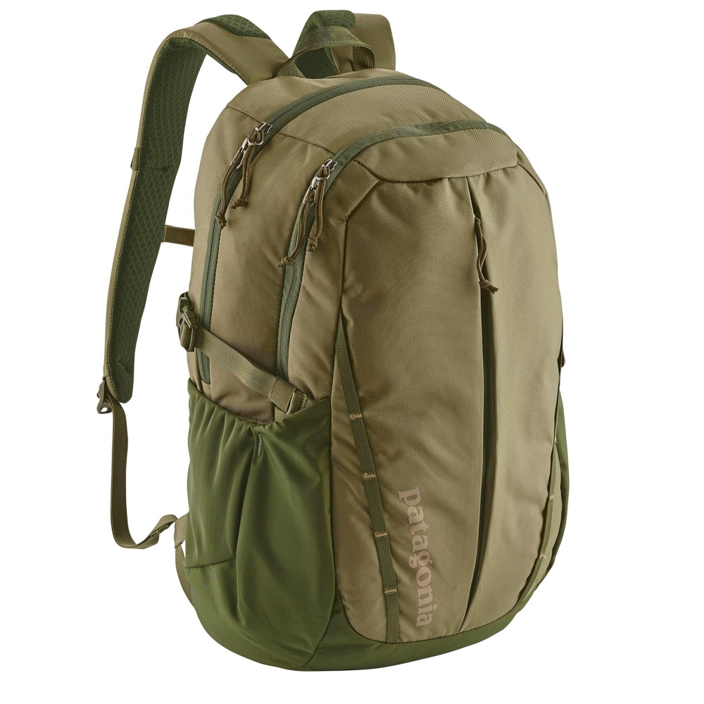 Patagonia Refugio 28L Backpack (Fatigue Green)