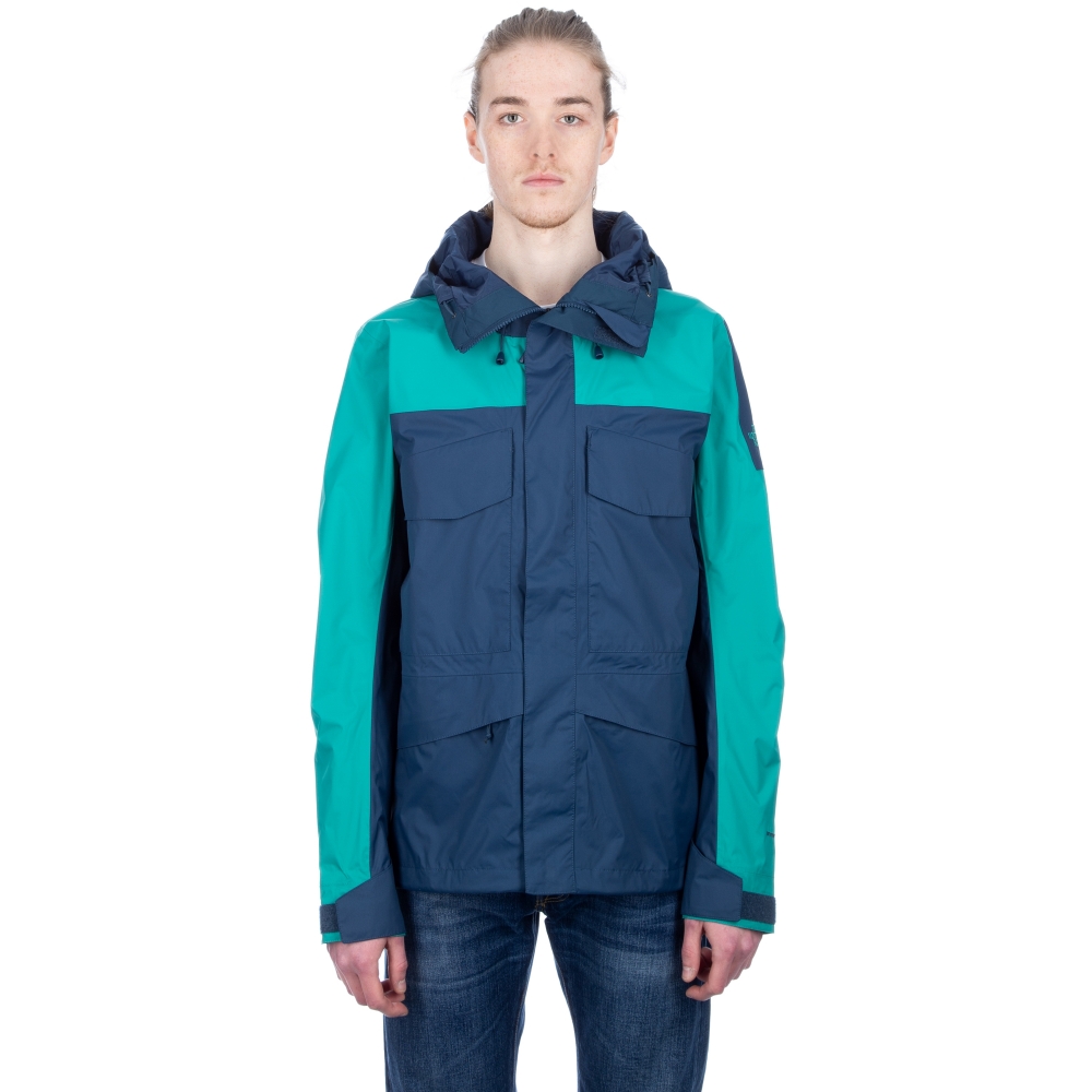 The North Face Fantasy Ridge Jacket (Blue Wing Teal/Porcelain Green)