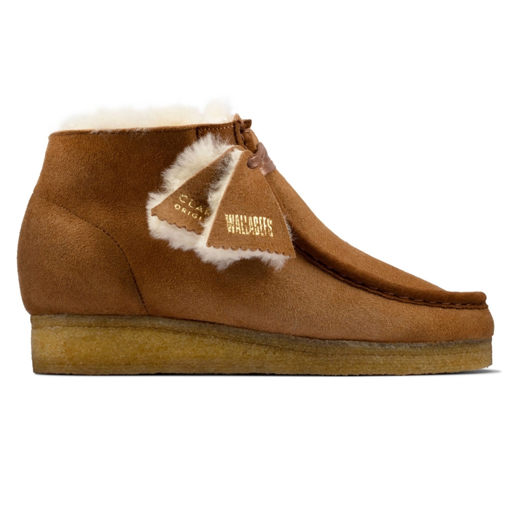 Women's Clarks Originals Wallabee Boot (Tan Warmlined Leather)