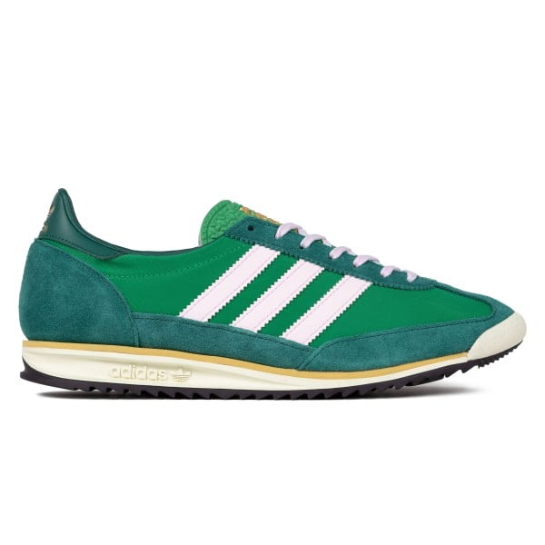 adidas Originals SL 72 OG (girl outfit w adidas pants)