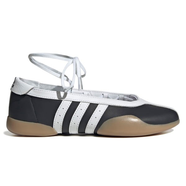 adidas Originals Taekwondo Mei Ballet (Core Black/Footwear White/Gum)