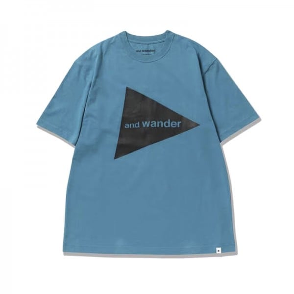 and wander Big Logo T-Shirt (Blue)