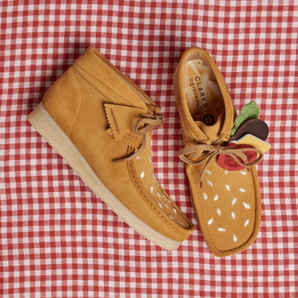 Clarks Originals x Vandy The Pink Wallabee Boot (Tan/Embroidery)