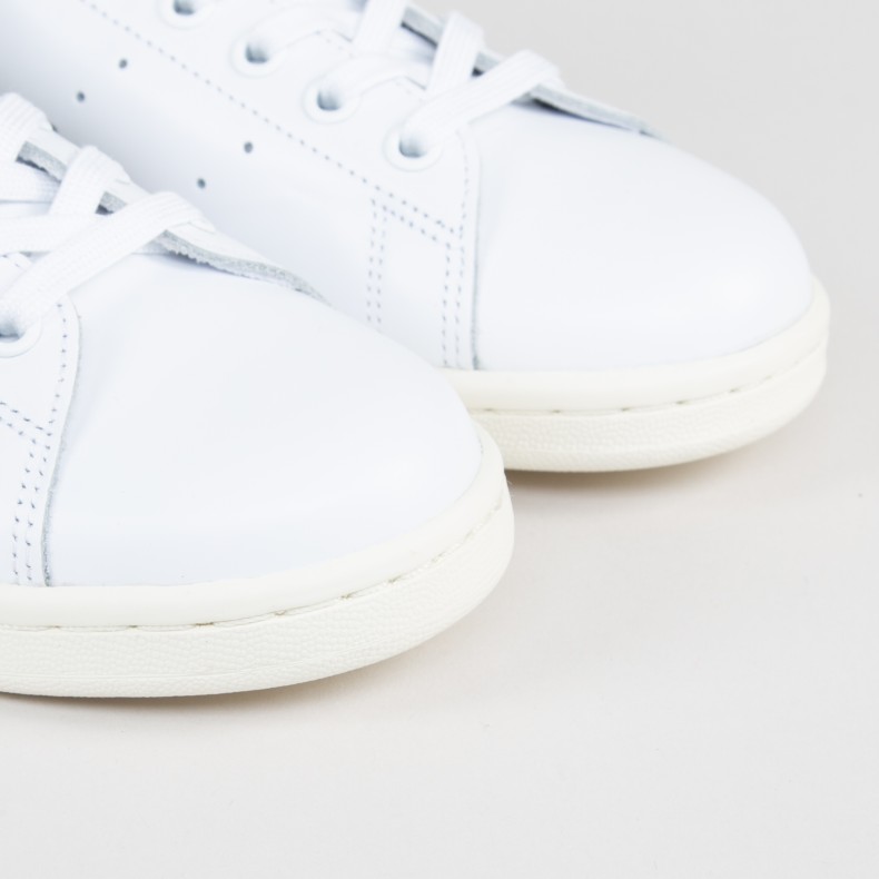 adidas Originals Stan Smith (Footwear White/Off White/Bold Green) - BD7432  - Consortium.