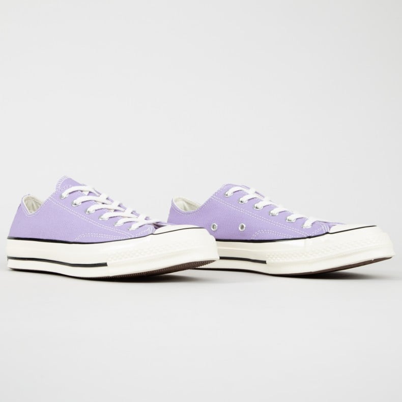 Lilac cheap chuck taylors