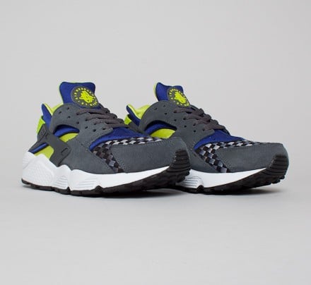 Air huarache deals venom
