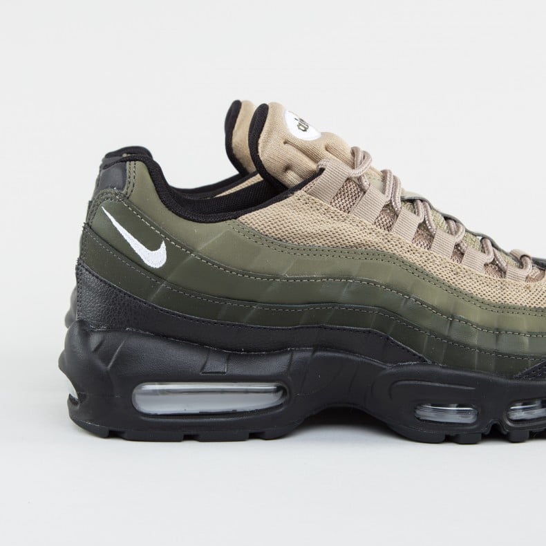 Nike air max shop 95 essential black/sequoia/cargo khaki/white