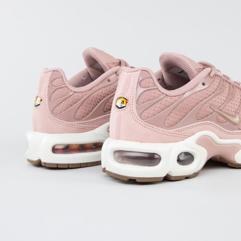 air max plus pink mushroom