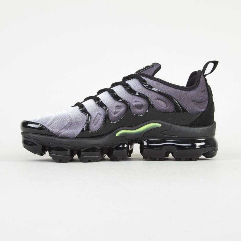 Nike Air VaporMax Plus Neon 95 Black Volt White Consortium