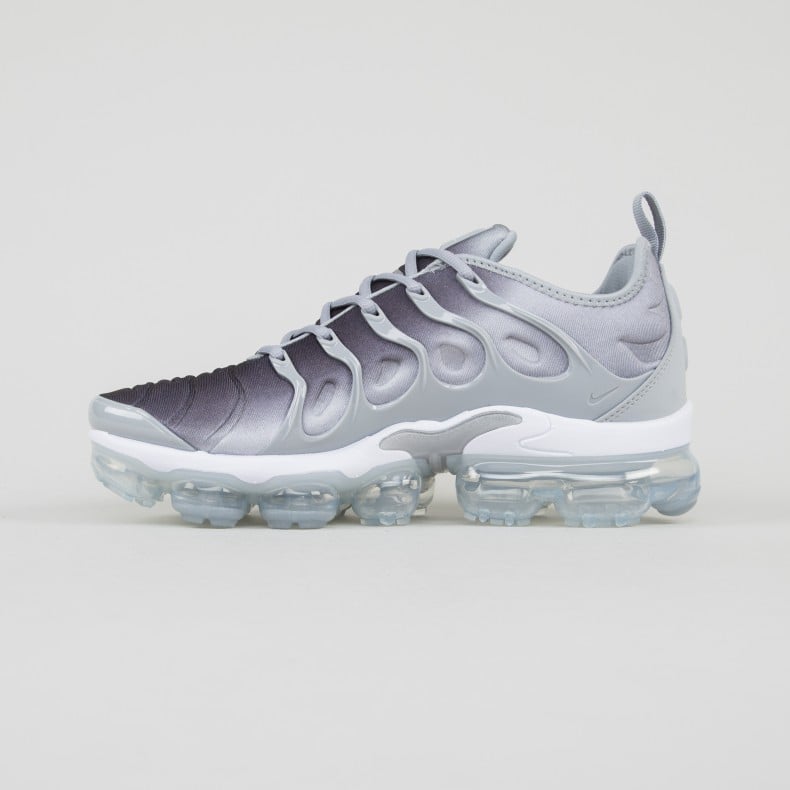 Nike Air VaporMax Plus Wolf Grey Black Whte Consortium