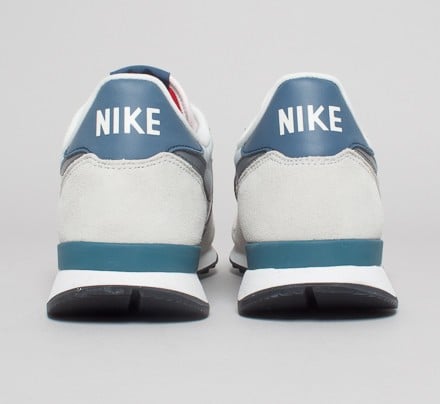 Nike internationalist light on sale bone cool grey