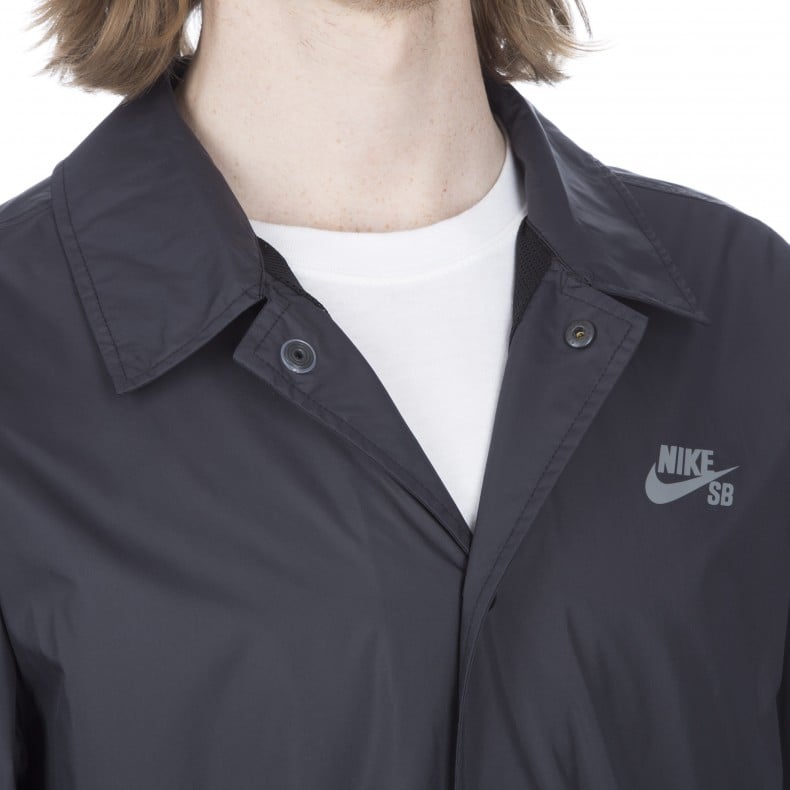 Nike SB Shield Coaches Jacket Black Cool Grey
