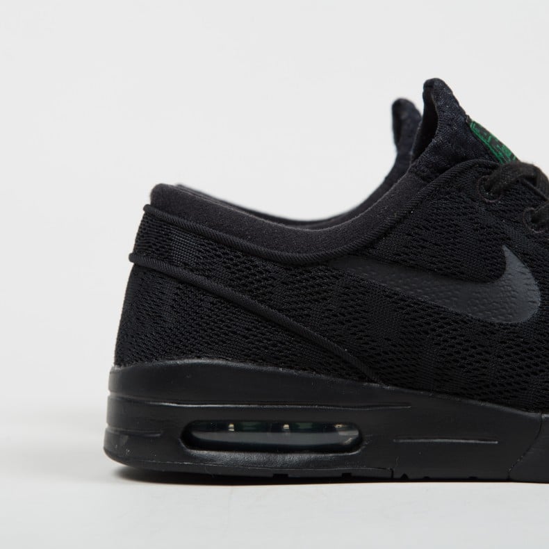 Nike janoski max black pine best sale